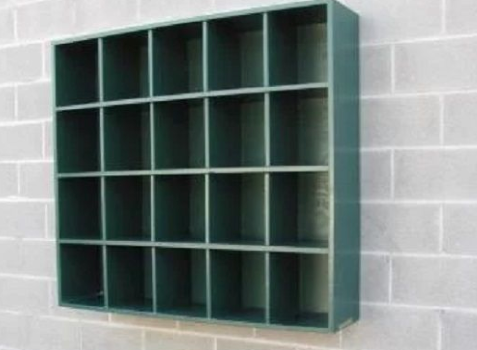 20H4 - 20 HELMET RACK (11”)